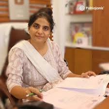 Dr. Neeraj Pahlajani